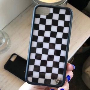 Wild flower checkered iPhone 7 case